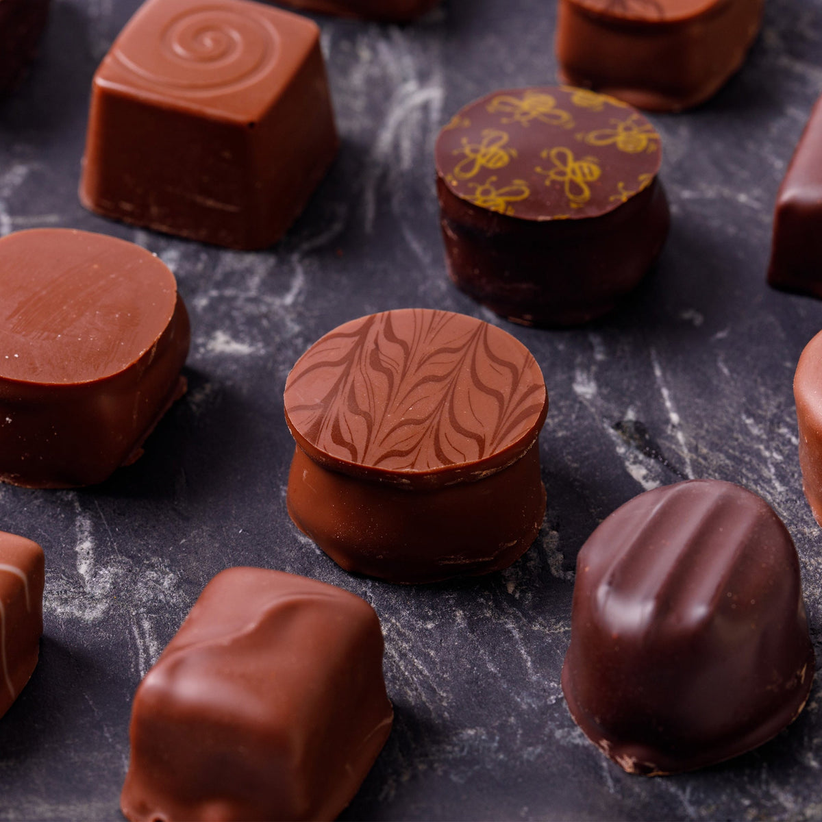 Ballotin 14 Chocolates Assortment Alcohol-Free Clover Giftwrap